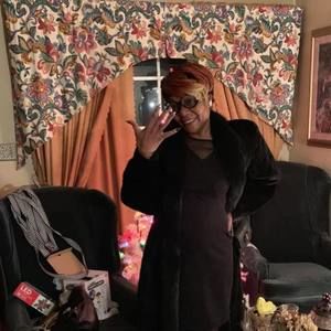 Meet your Posher, Vanessa